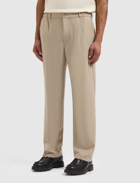 Pure Path Pleated Twill Pants- Camel