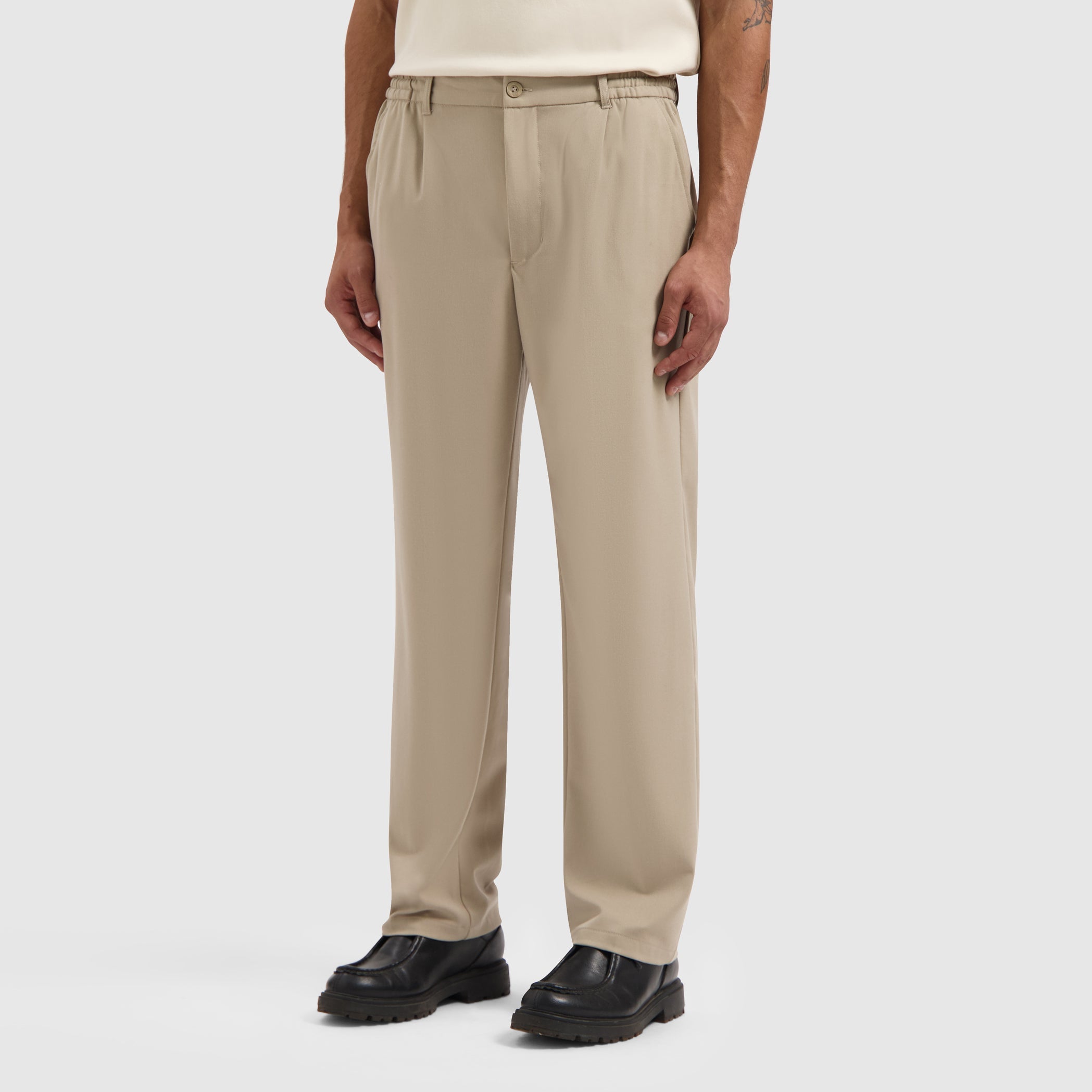 Pure Path Pleated Twill Pants- Camel