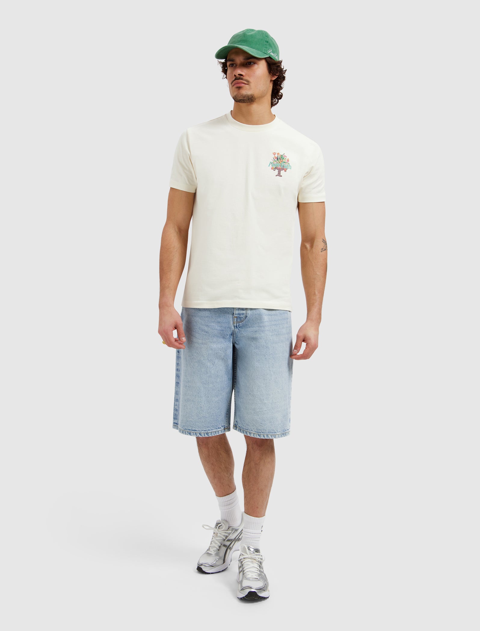 Pure Path Flower Vase T-shirt - Ecru