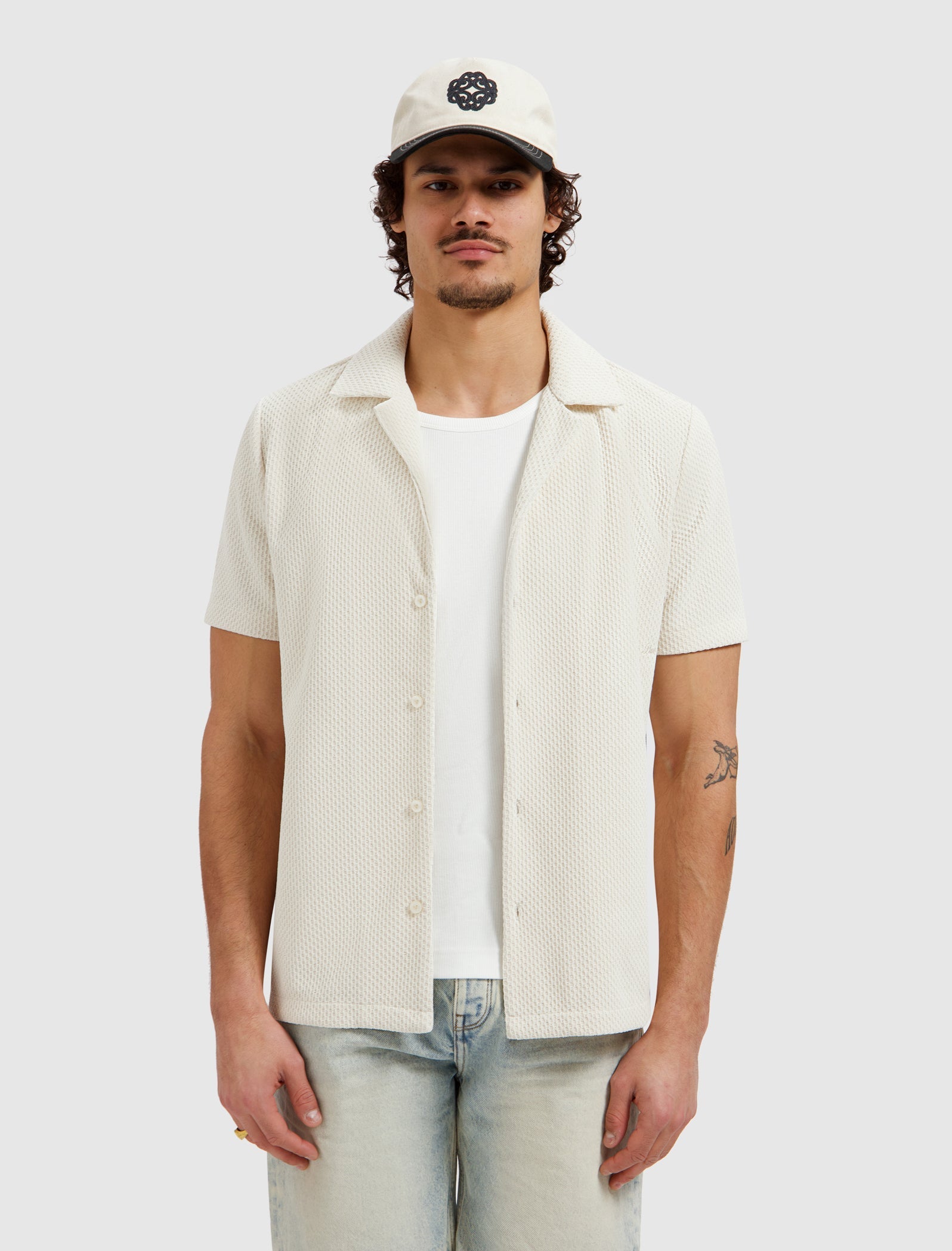 Pure Path Honeycomb Shortsleeve Shirt - Ecru