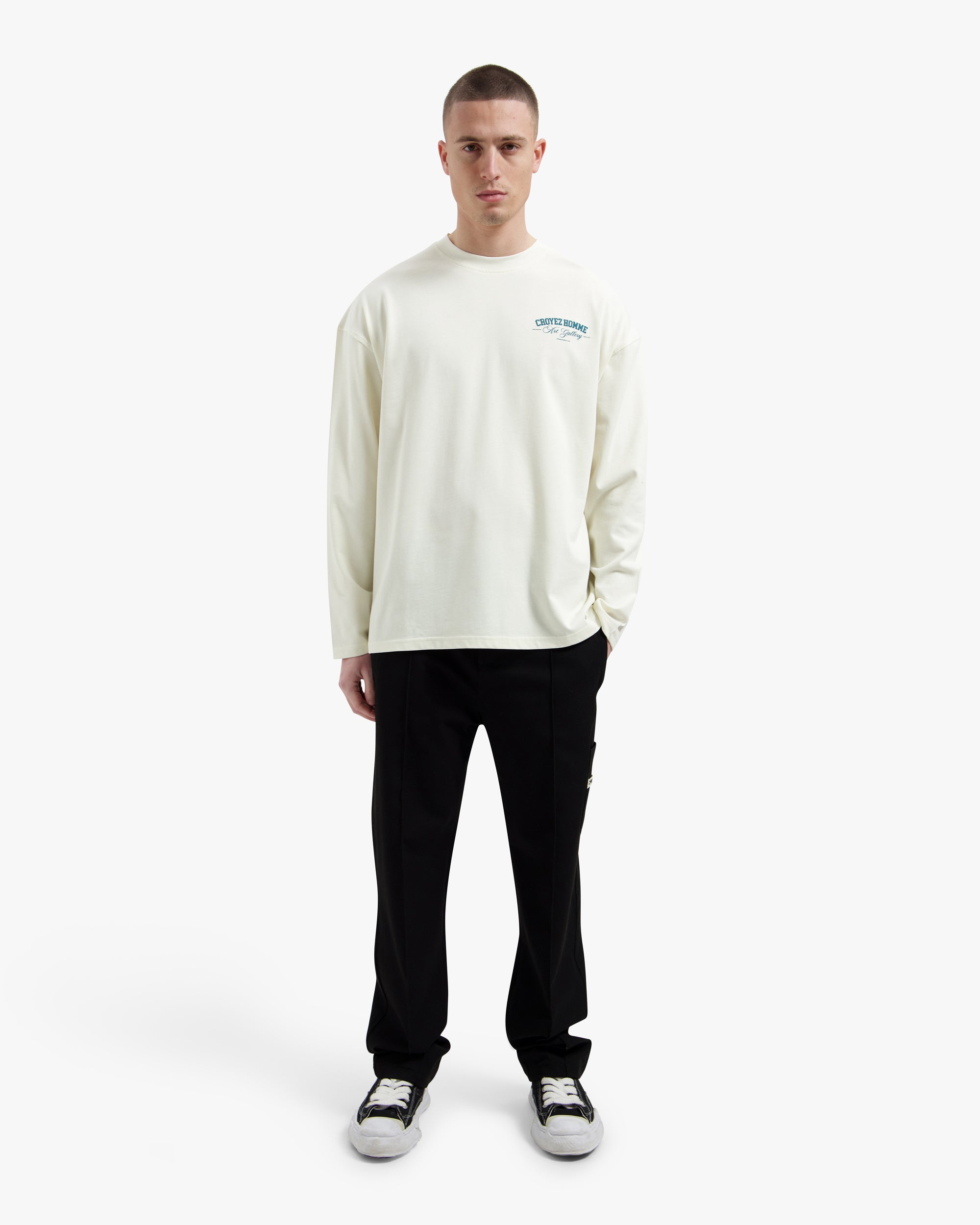 Croyez Art Gallery Longsleeve- Off-White