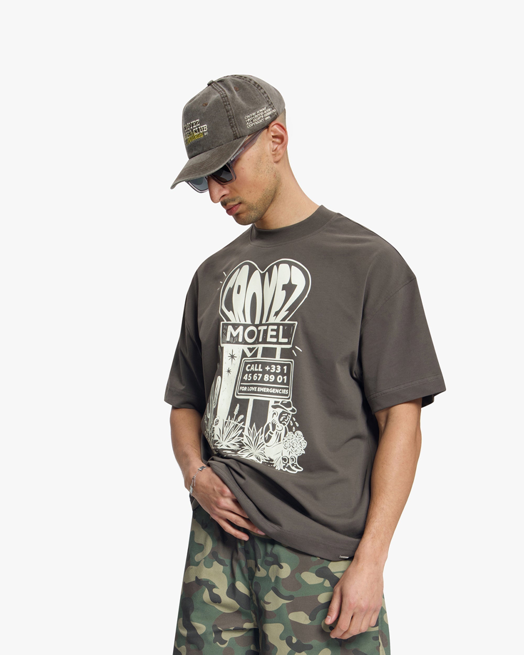 Croyez Motel T-Shirt- Washed Brown