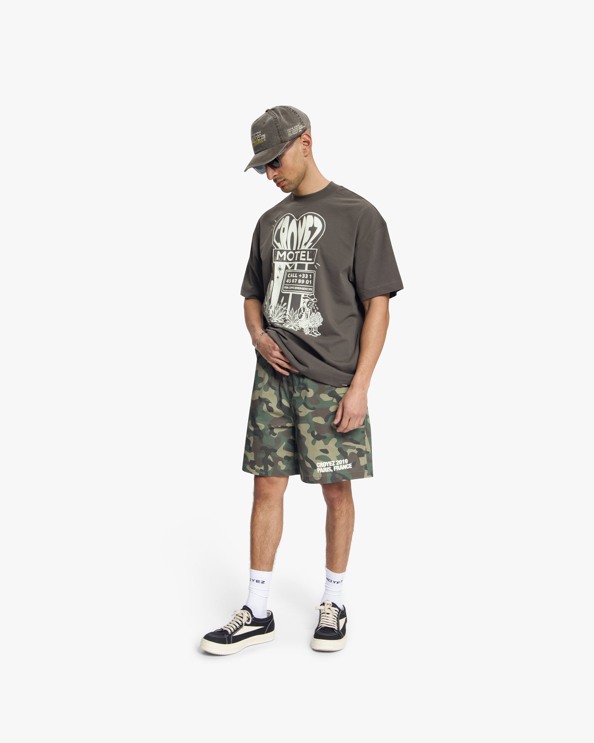 Croyez Motel T-Shirt- Washed Brown