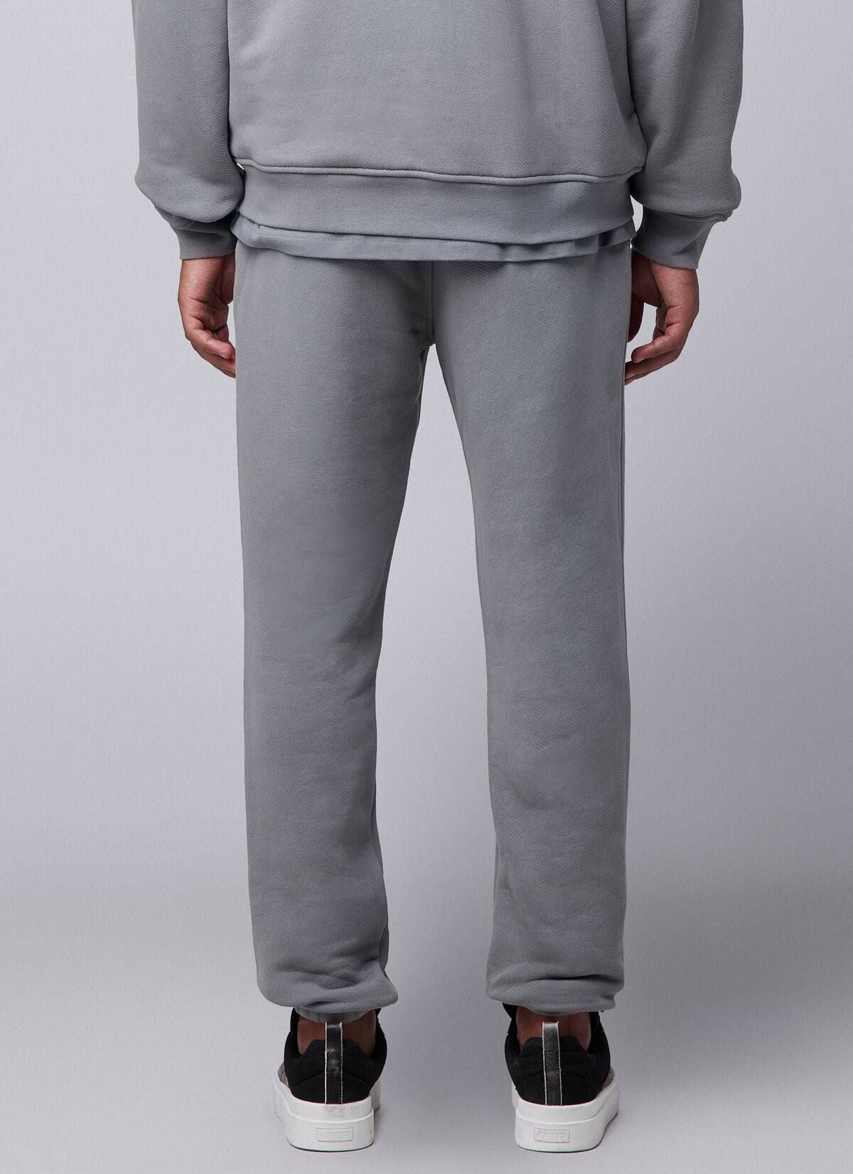 Off The Pitch Wardrobe Essentials Sweatpants- Ultimate Grey