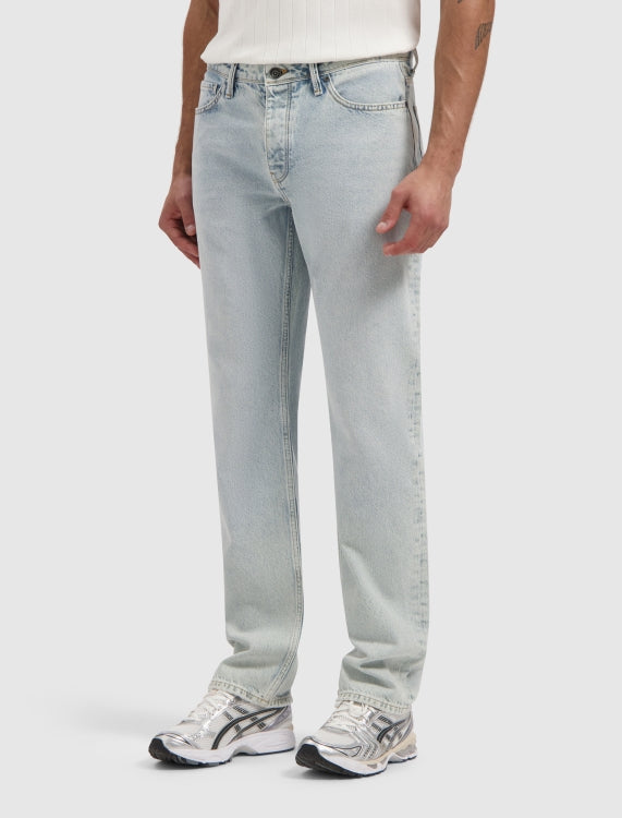 The Aiden W1673 Loose Fit Jeans - Denim Light Blue