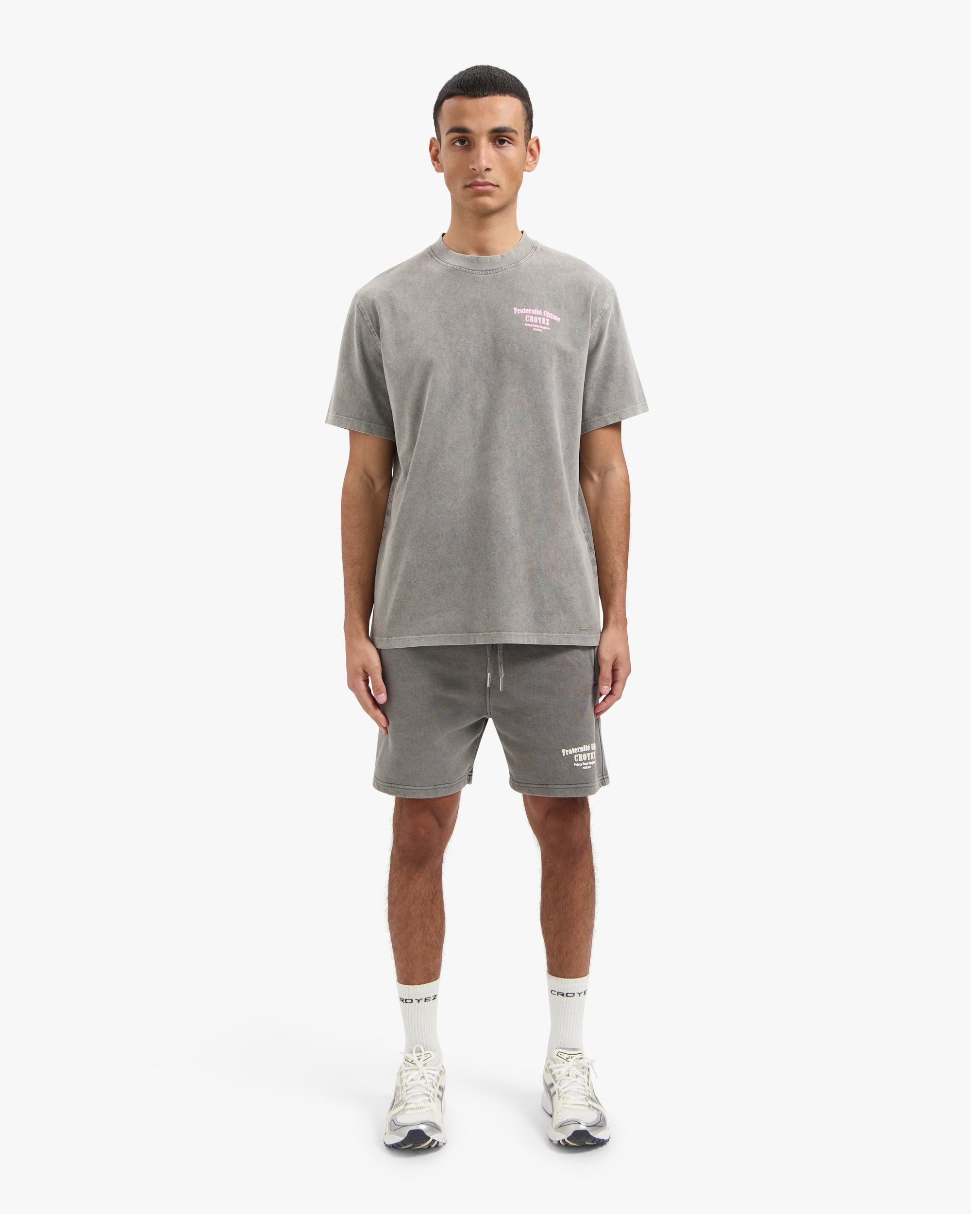 Croyez Fraternité Short- Acid Wash