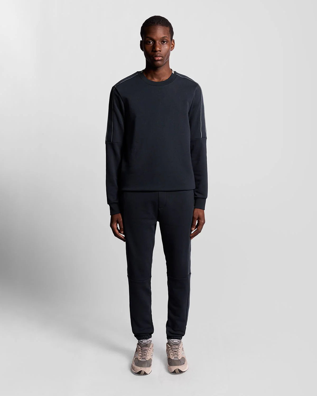 Lyle & Scott Tape Sweater - Navy