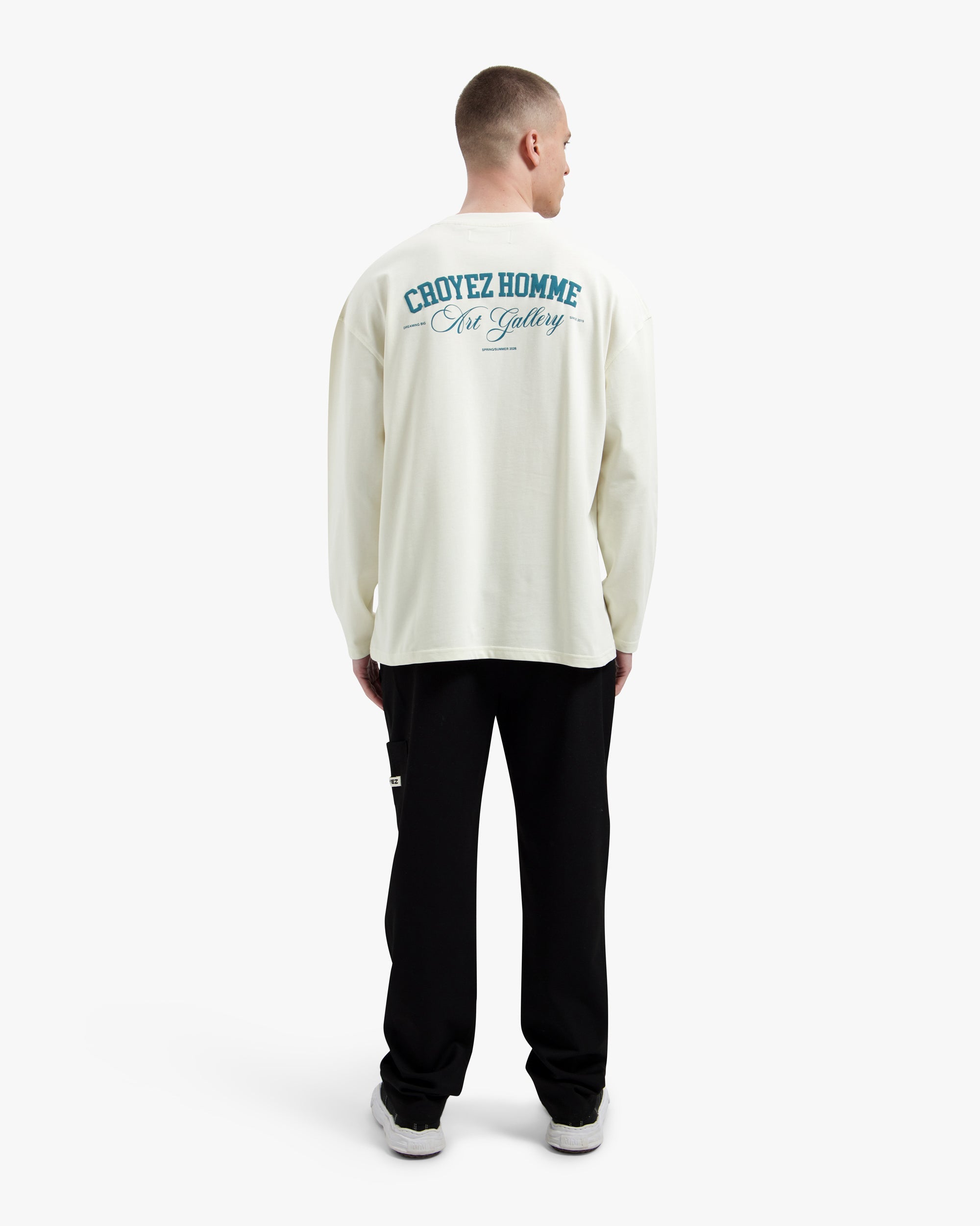 Croyez Art Gallery Longsleeve- Off-White