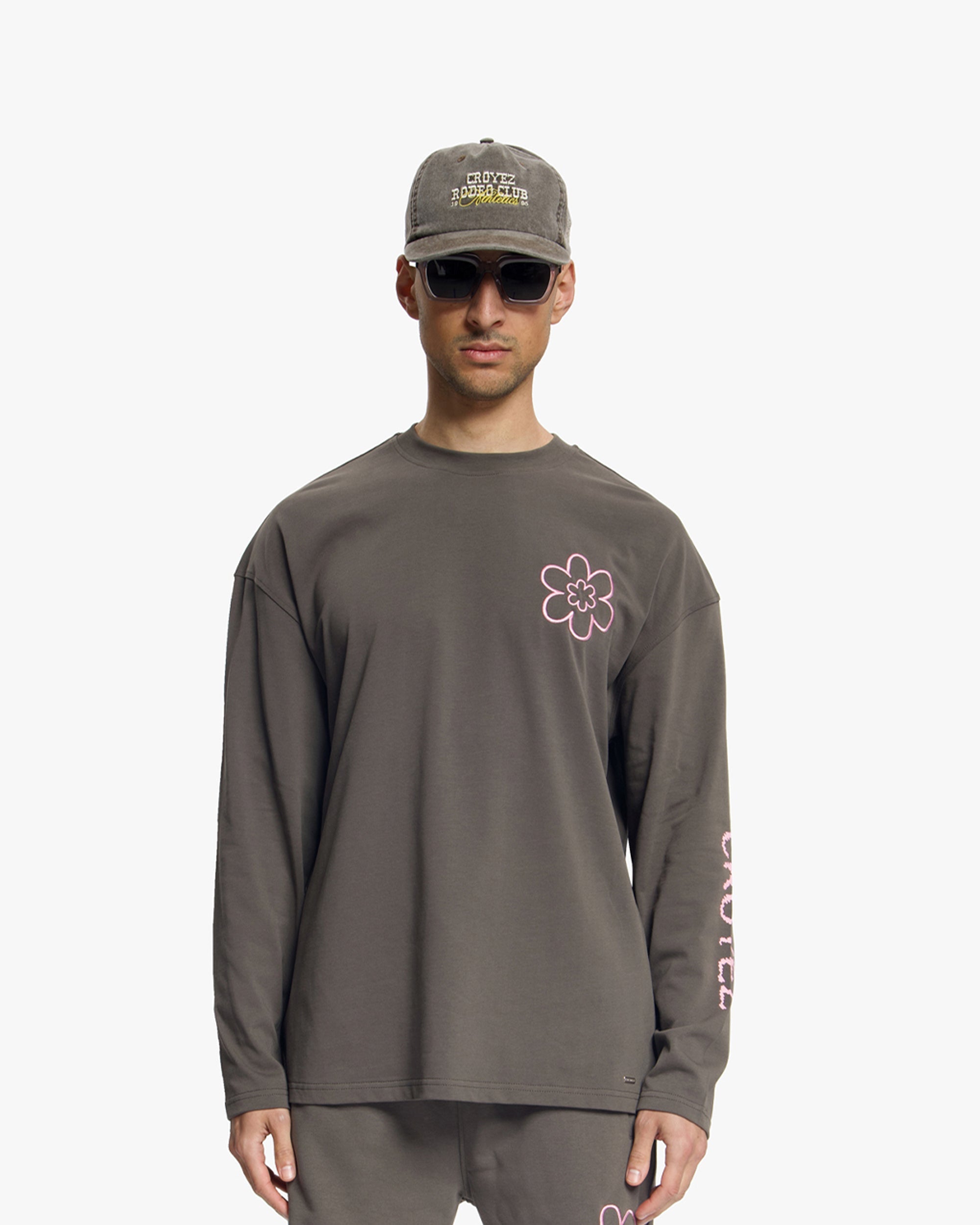 Croyez Contour De La Fleur T-Shirt- Washed Brown