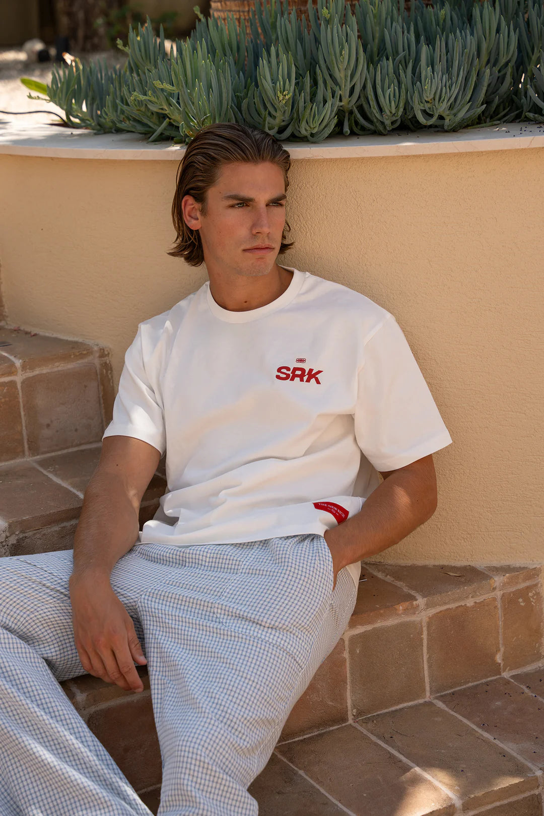 Super Rich Kids T-Shirt THE NEW RICH - Off White & Red