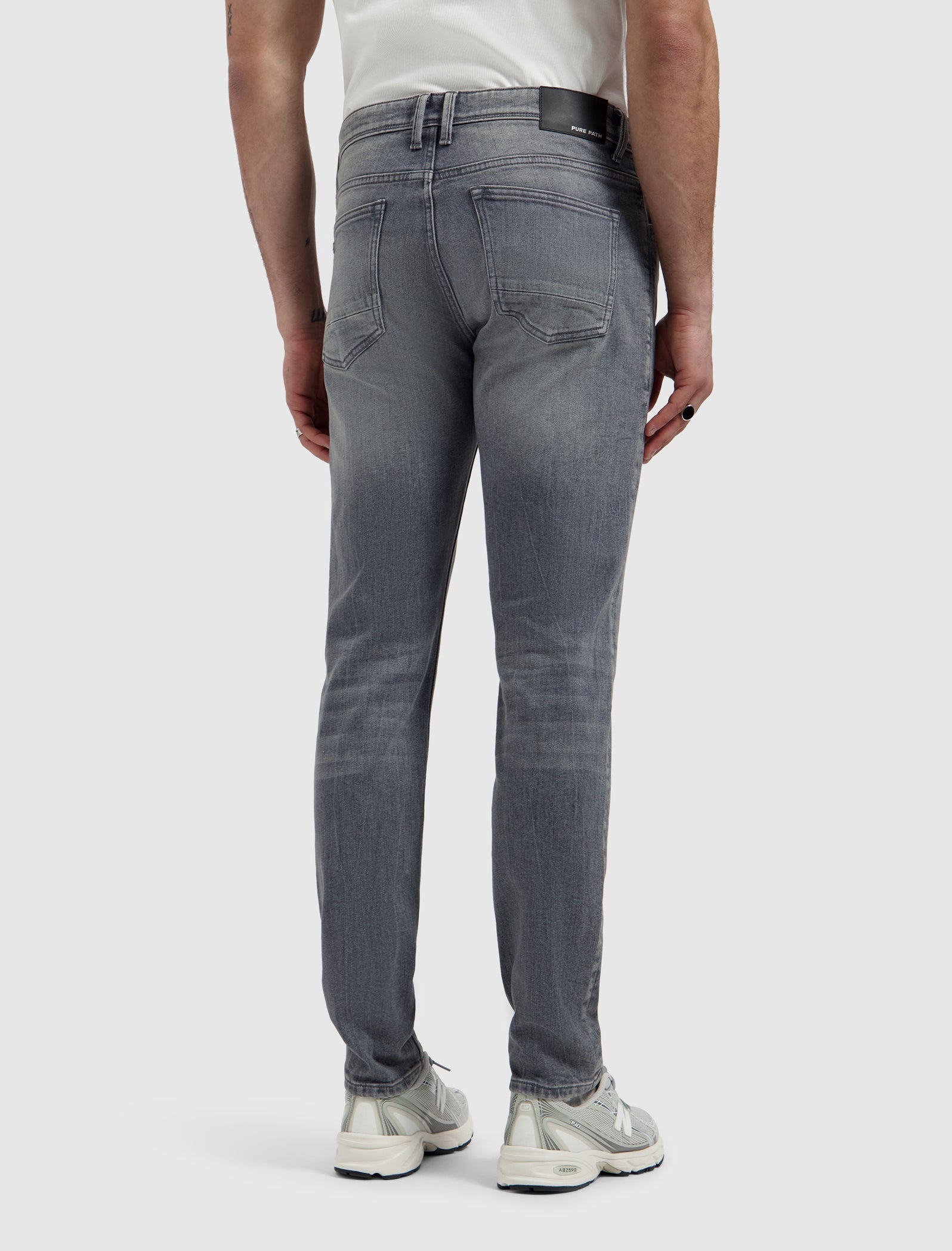 The Ryan W3010 Slim Fit Jeans - Denim Light Blue