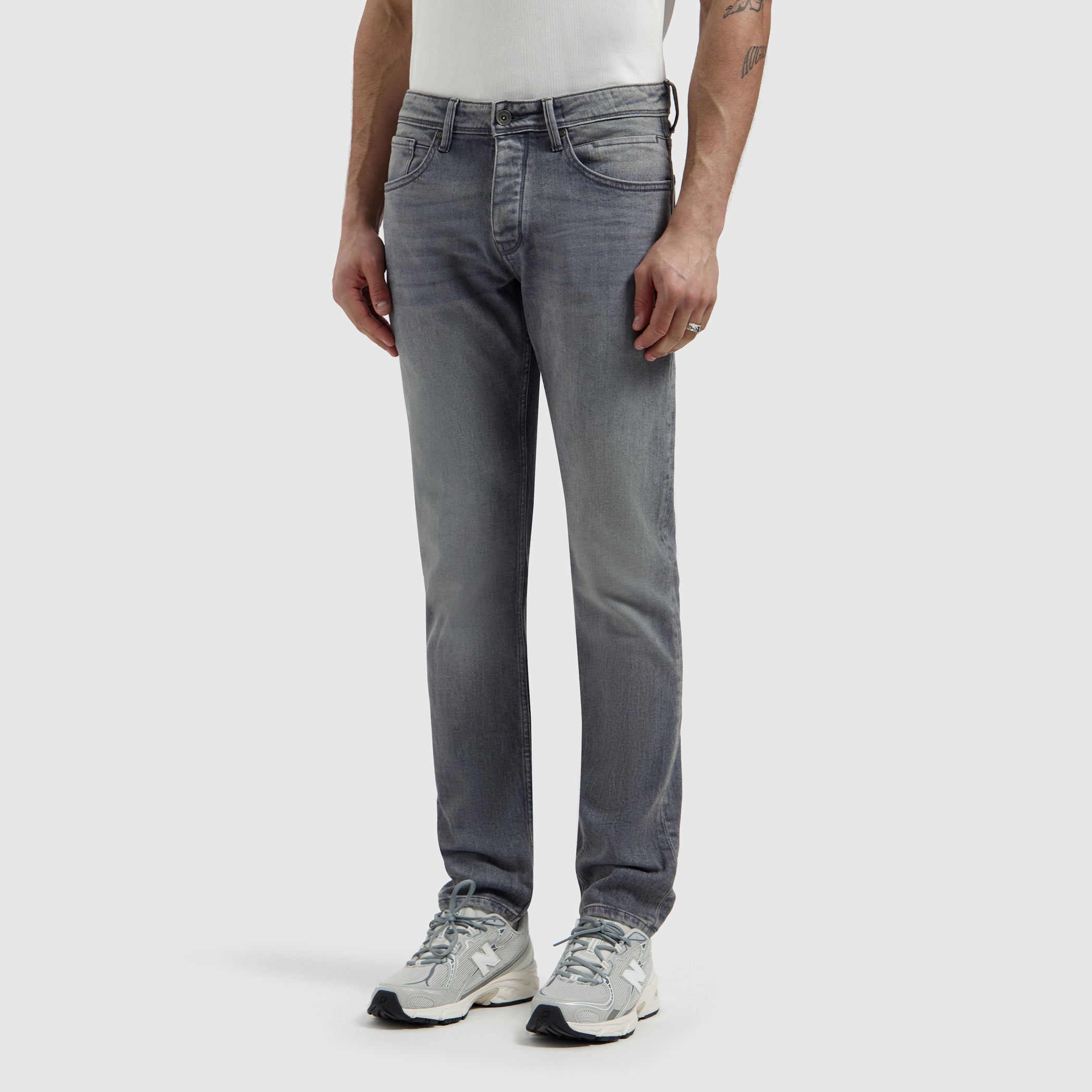 The Ryan W3010 Slim Fit Jeans - Denim Light Blue