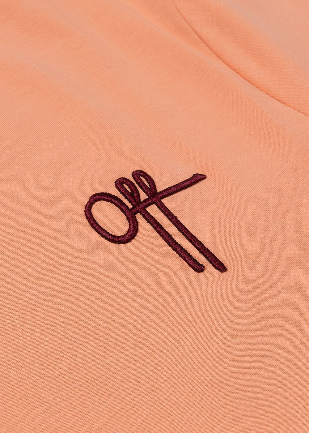 Off The Pitch Slim Fit T-shirt Outline Koraal Roze